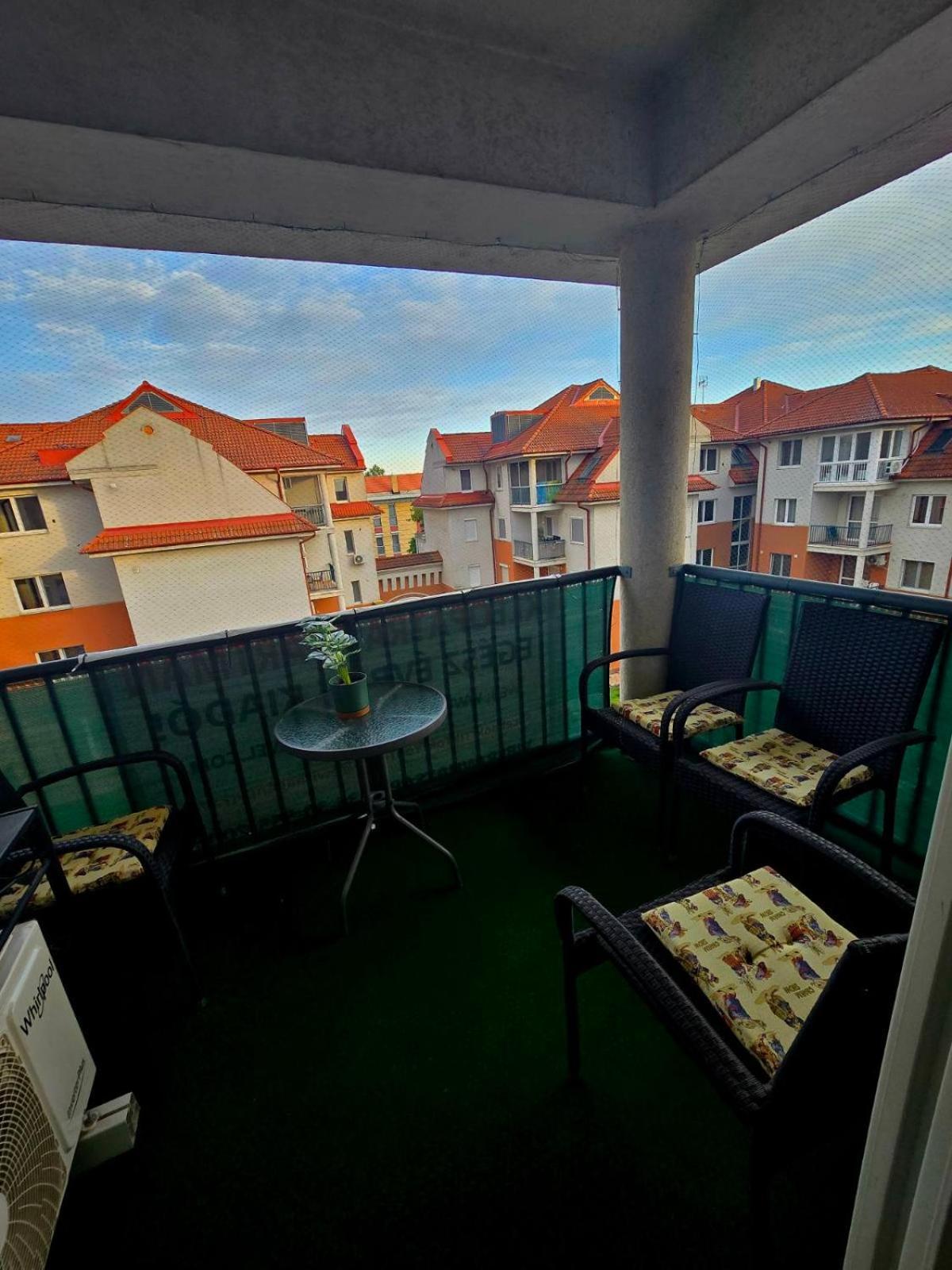 Kleopatra Apartman Хайдусобосло Экстерьер фото